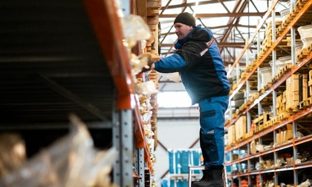 Warehouse Operator